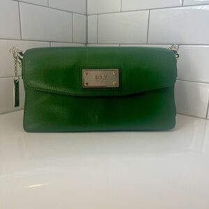DKNY Pebbled Leather Women's Purse Bag Flap in Kelly Green with Gold Chain